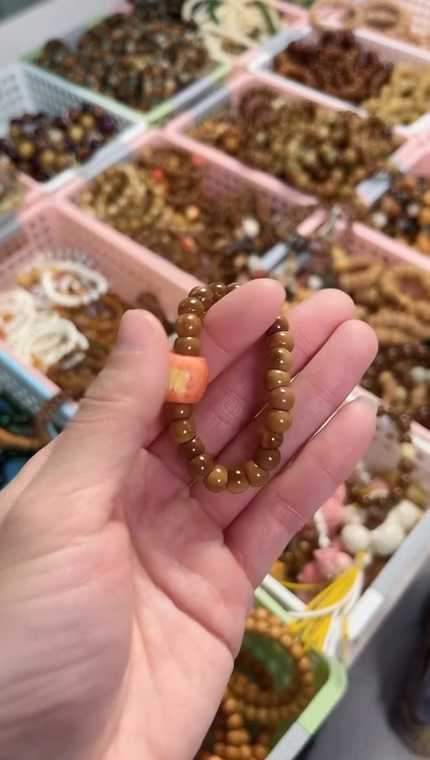 【闪购商品】库克手串库克蒜瓣大肠咬一口苹果 手捻
