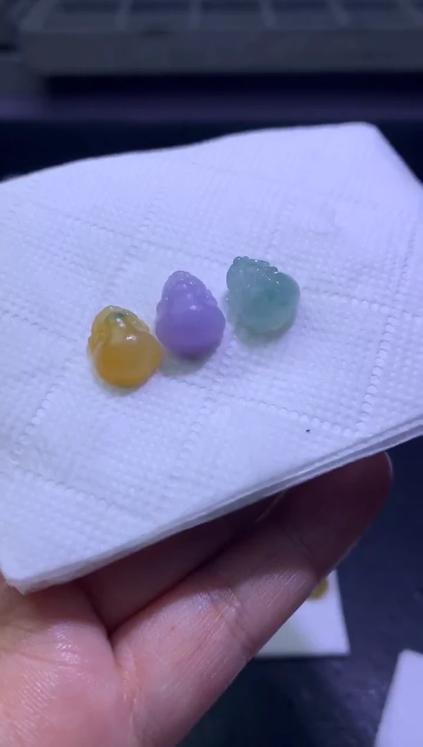 未镶嵌定制翡翠西****）毛货