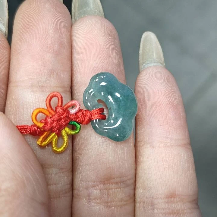 翡翠A货如意锁钥匙挂-520982