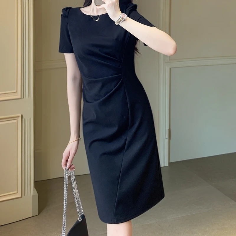 显瘦连衣裙裙子2025洋气新款气质夏季黑色包臀修身收腰黑色裙子