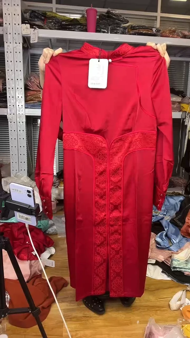 连衣裙  XL码  115-125斤