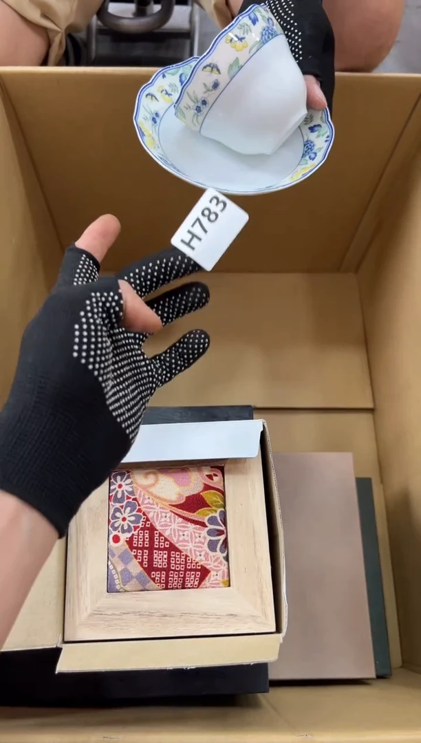 瓷片李*啦783中古商品，谨慎参拍