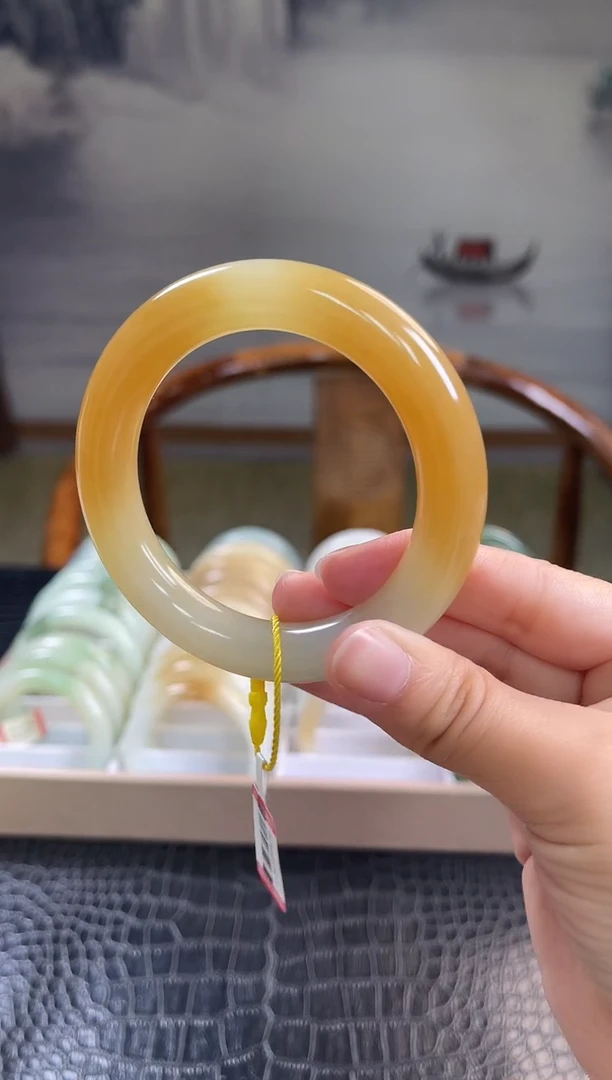 未镶嵌手镯和田玉56+圈口0529