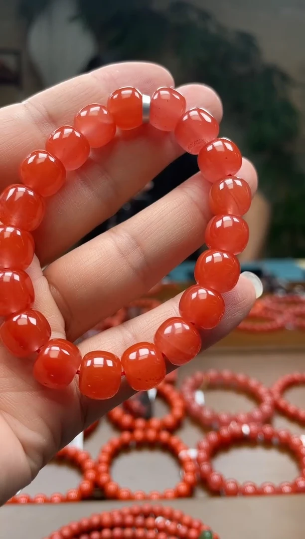 未镶嵌珠串南红玛瑙云南保山11mm+