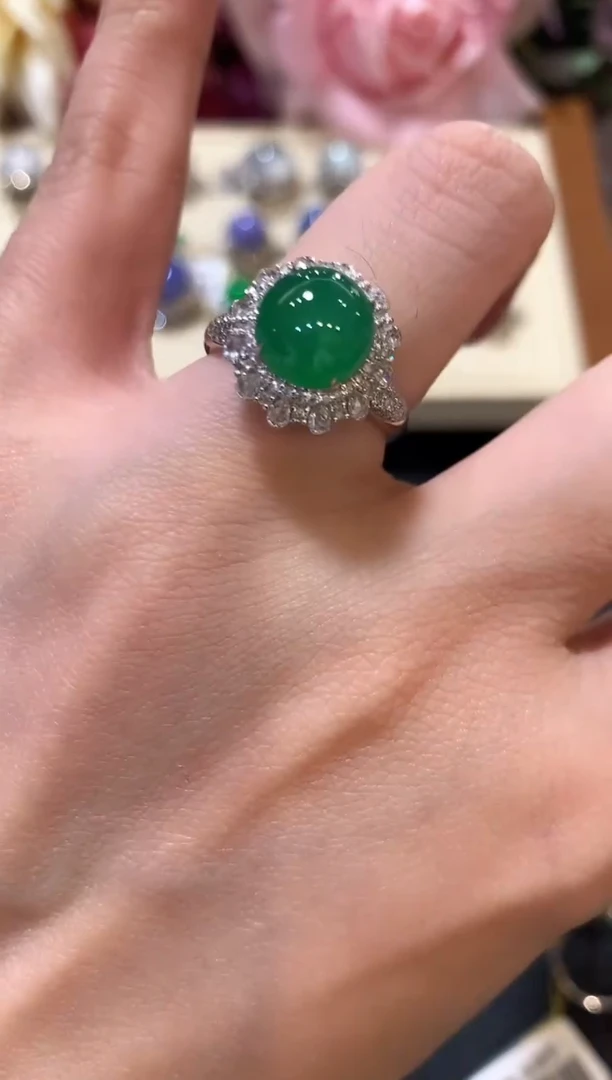 18K金镶嵌戒指翡翠z175