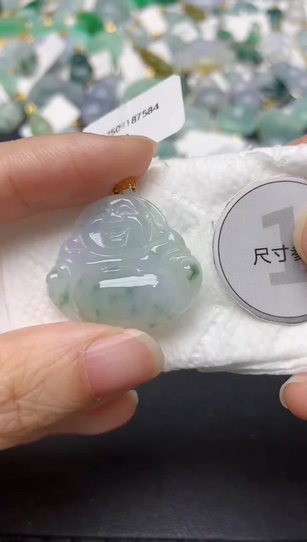 颈饰18K金镶嵌翡翠天然缅甸A货翡翠