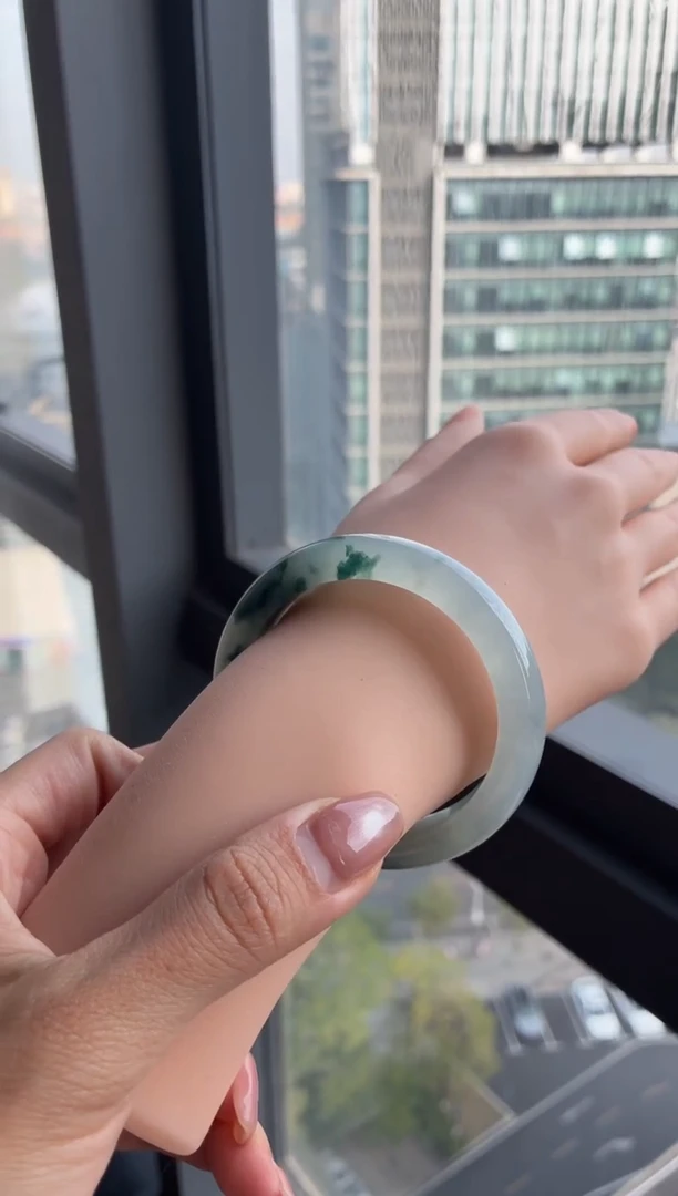 未镶嵌手镯翡翠66号54.6*12.2*8.6正圈