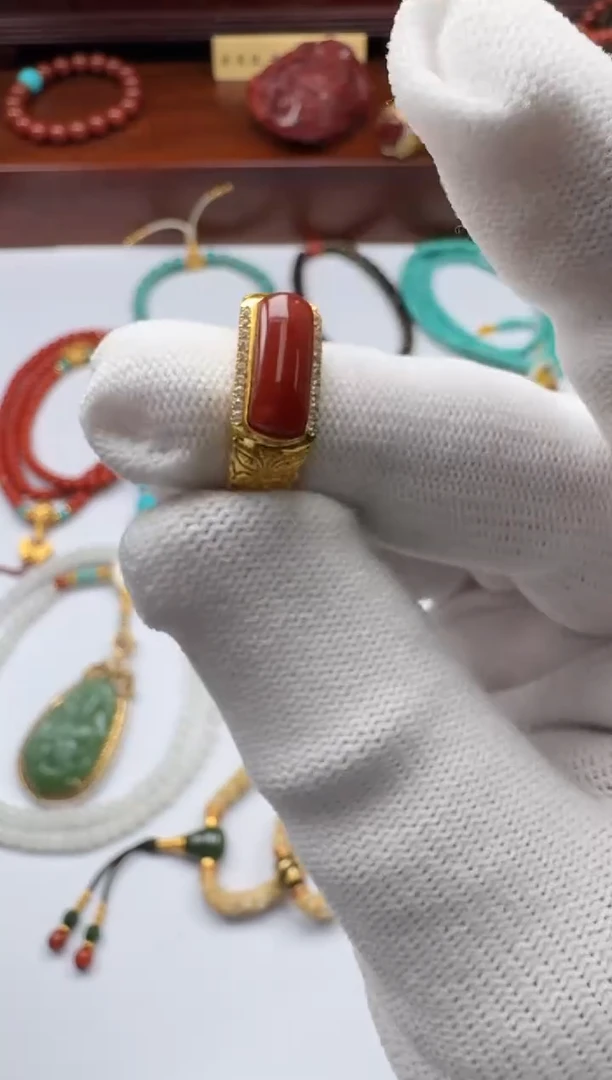 【闪购商品】南红玛瑙配饰配饰18K金镶嵌配饰配饰