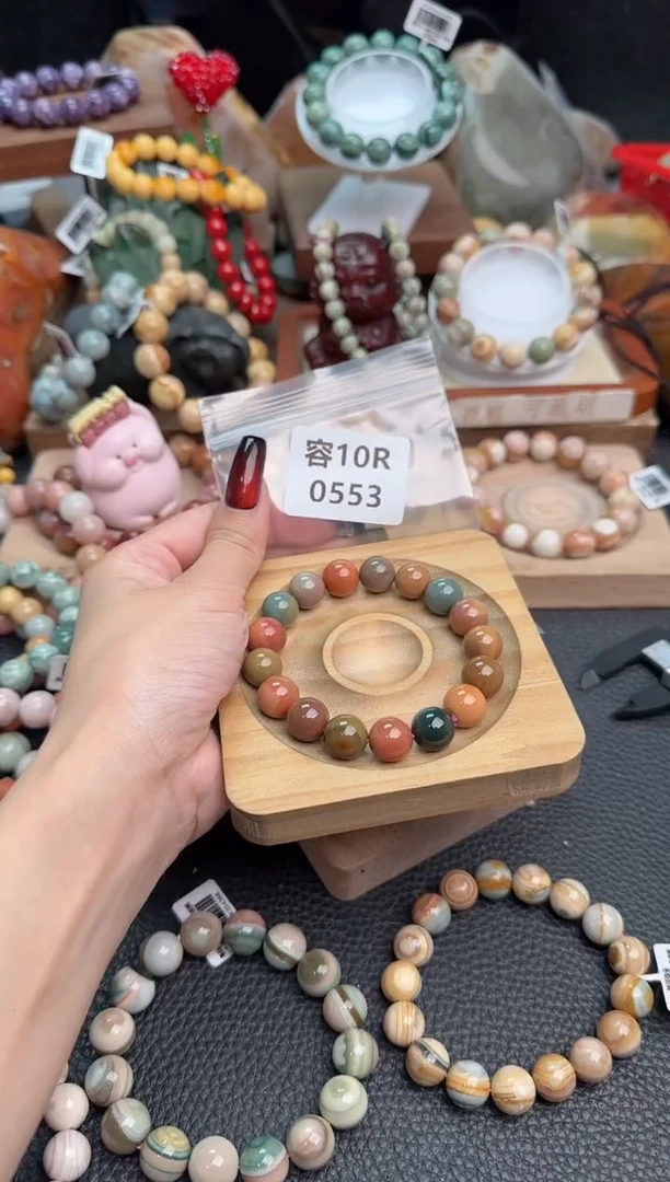 【闪购商品】石英质玉手链未镶嵌10R0553