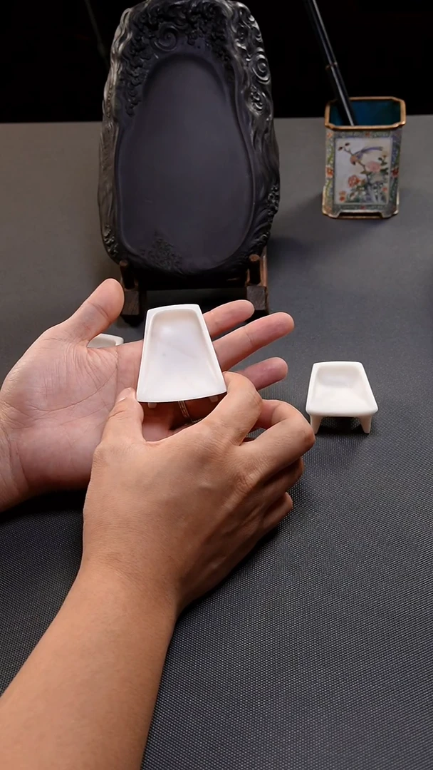 【荣宝斋】荣宝斋精品 W白端唐箕砚