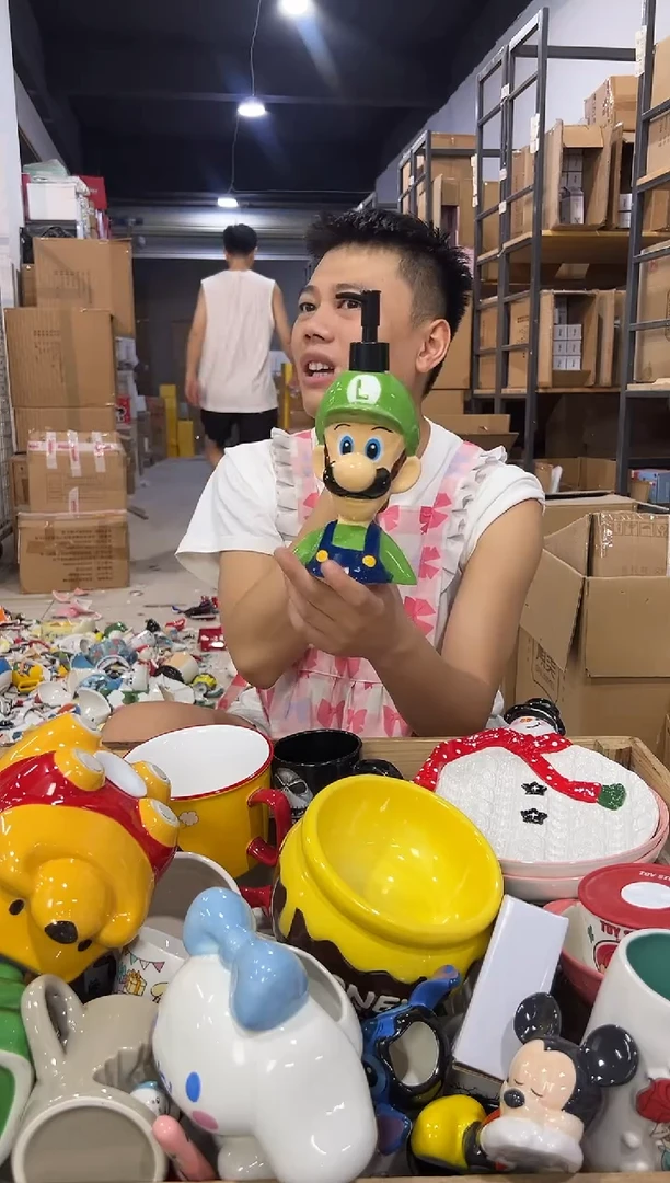瓷片路易吉按压瓶