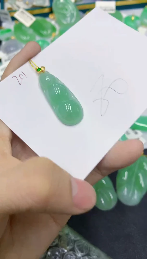 颈饰未镶嵌翡翠111111111111