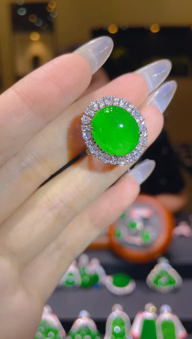 翡翠18K金镶嵌吊坠(不含链)A63