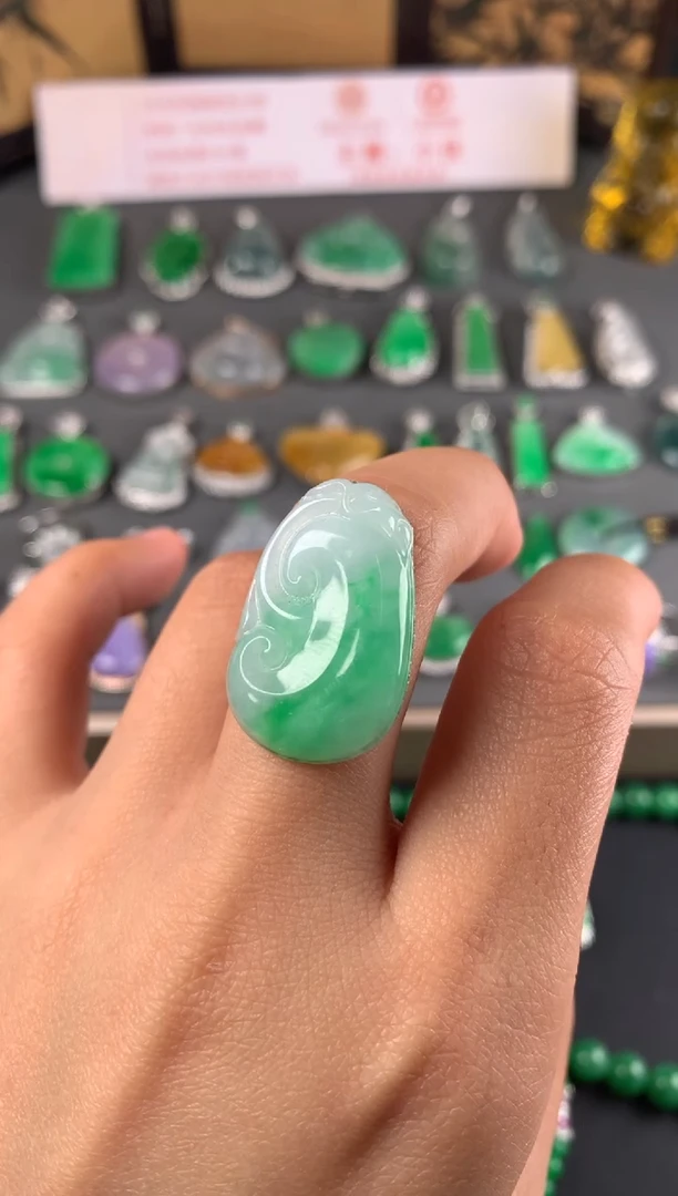 未镶嵌定制翡翠裸石（镶嵌定制）