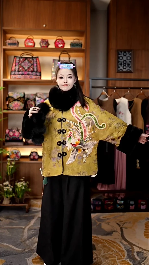 刺绣私人定制苗族手工衣服A9076