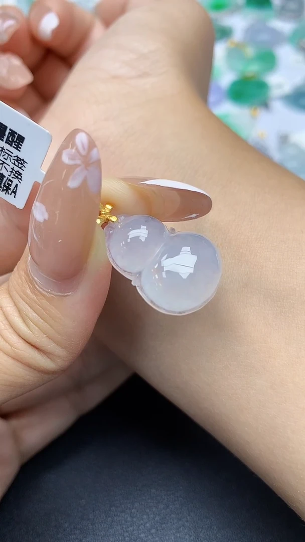 颈饰18K金镶嵌翡翠a货假一赔三支持复检百元上9元证书费自理