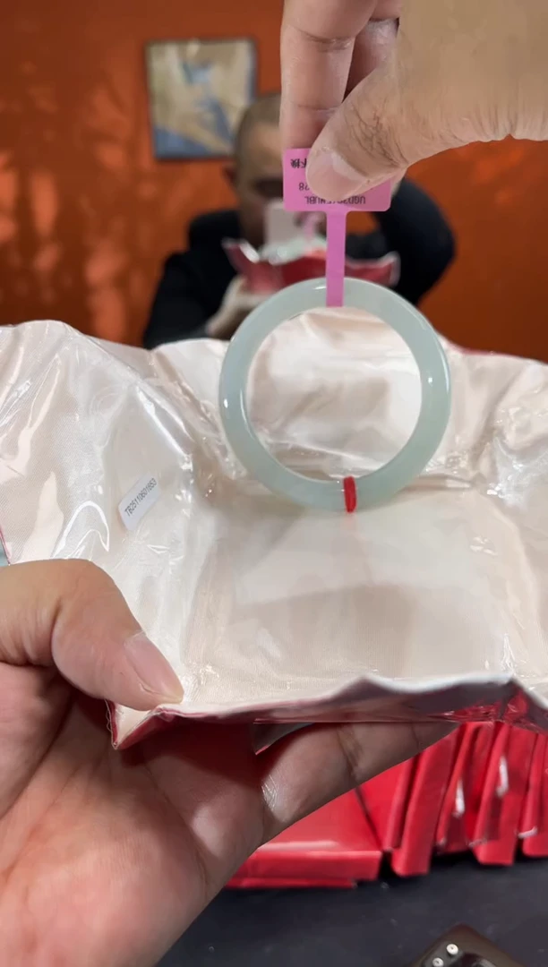 未镶嵌手镯翡翠12