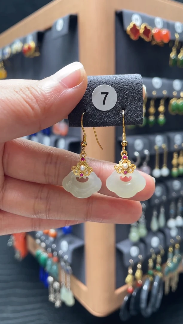 【闪购商品】和田玉耳饰银S925镶嵌007