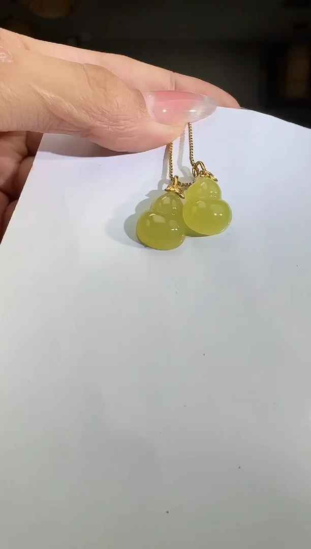 吊坠(不含链)18K金镶嵌和田玉多样性发货拍一发一