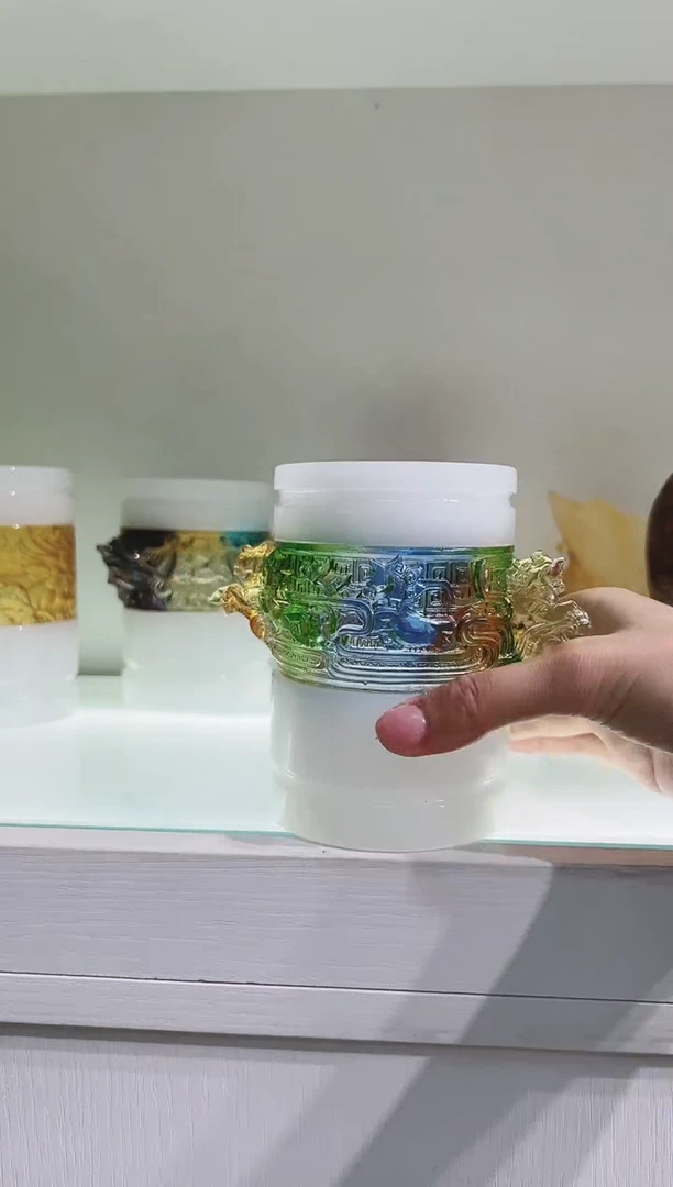 手工艺品琉璃江****倾古法琉璃笔筒