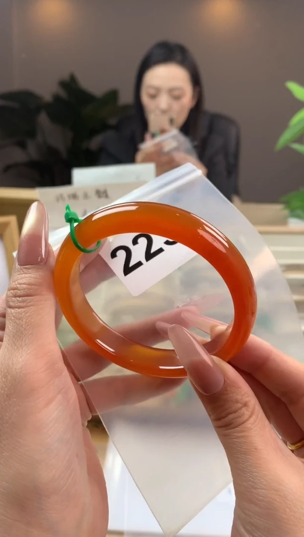 【闪购商品】玛瑙/玉髓手镯未镶嵌223