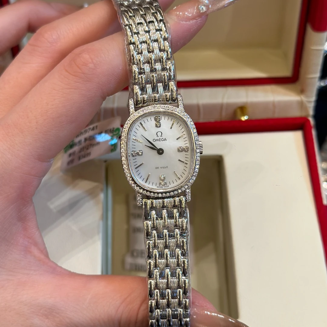 95新 Omega/欧米茄  手动机械后钻23*27mm/公价32999/wh9741