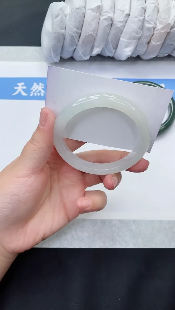 【闪购商品】石英质玉手镯未镶嵌HT5-59+