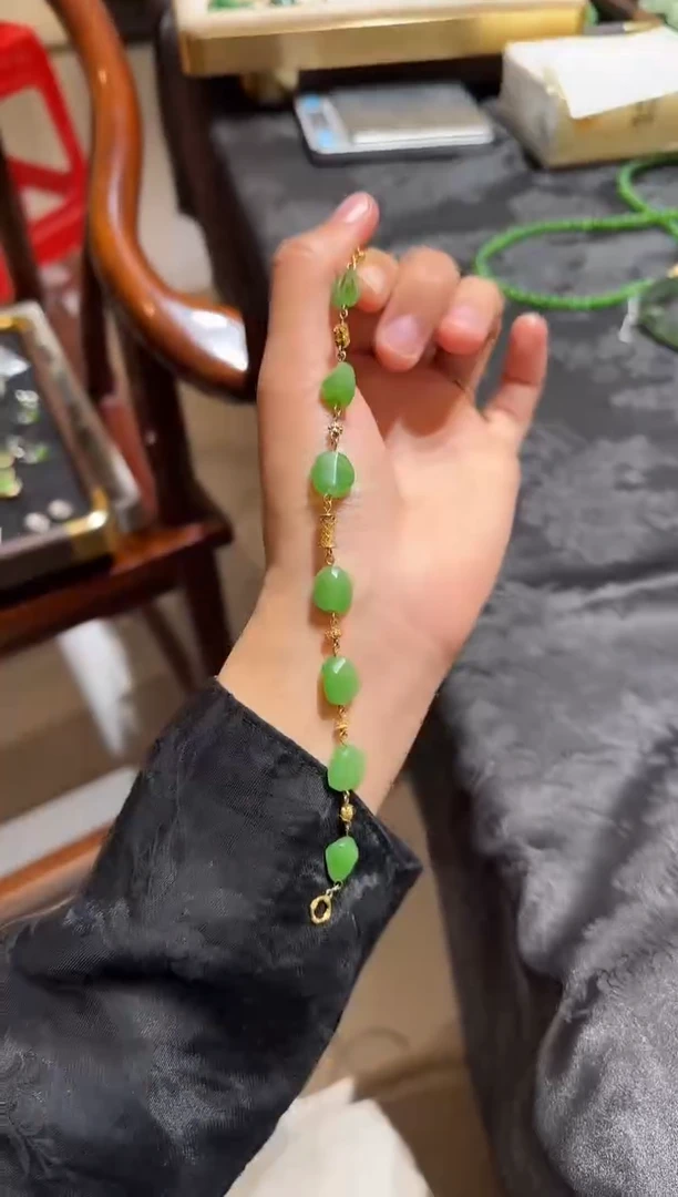 未镶嵌手链和田玉1