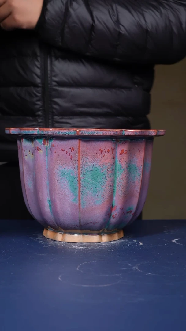 【闪购商品】摆件钧瓷炉钧釉菱口式花盆