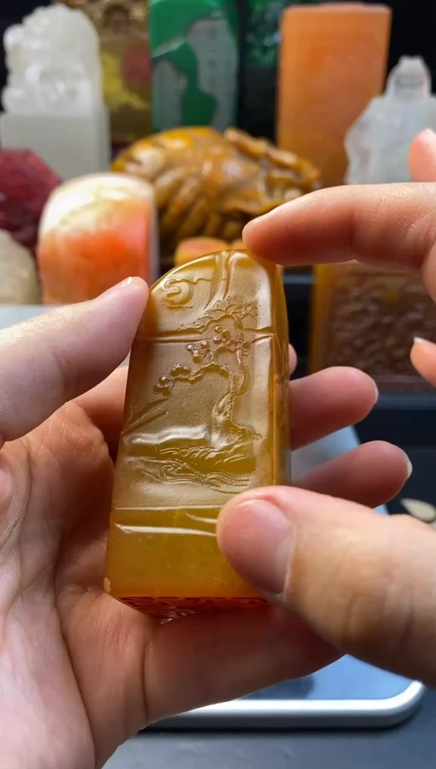 寿山石印石田黄明月松间照薄意雕方章-志存高远