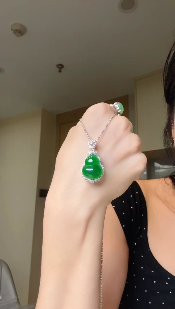 翡翠银S925镶嵌吊坠(不含链)天然翡翠吊坠