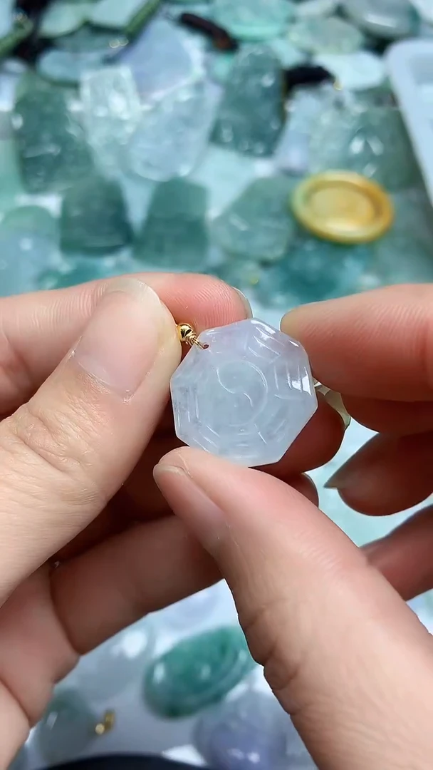 【闪购商品】翡翠颈饰未镶嵌臻露珠宝14267