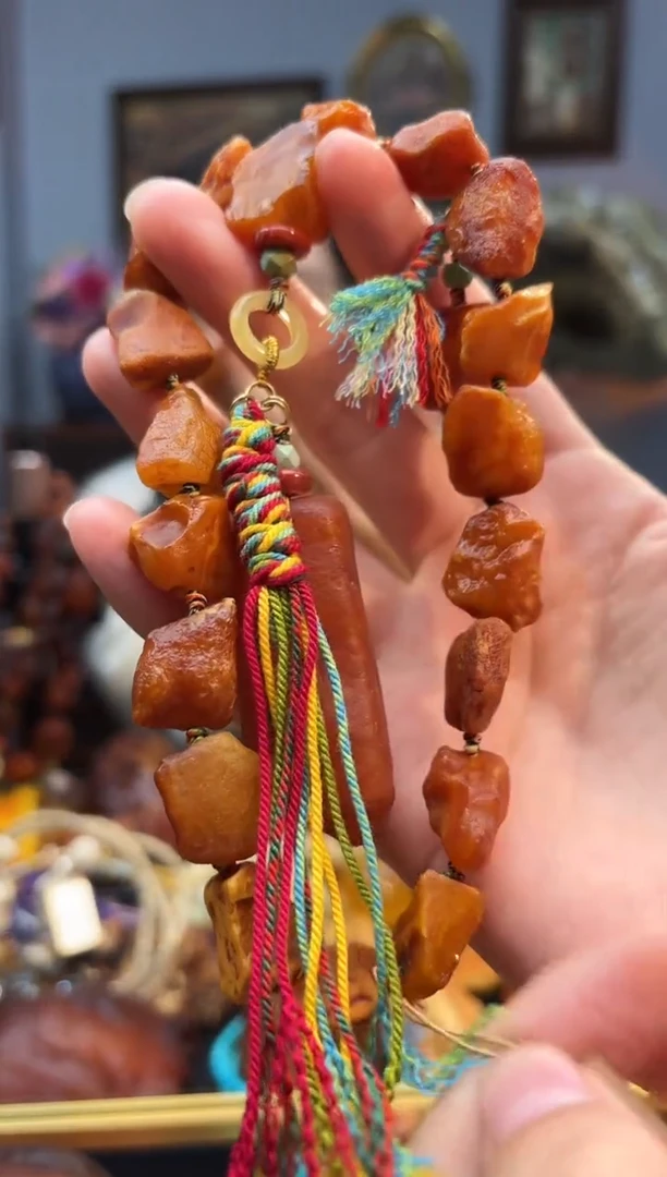 手串琥珀未镶嵌手持