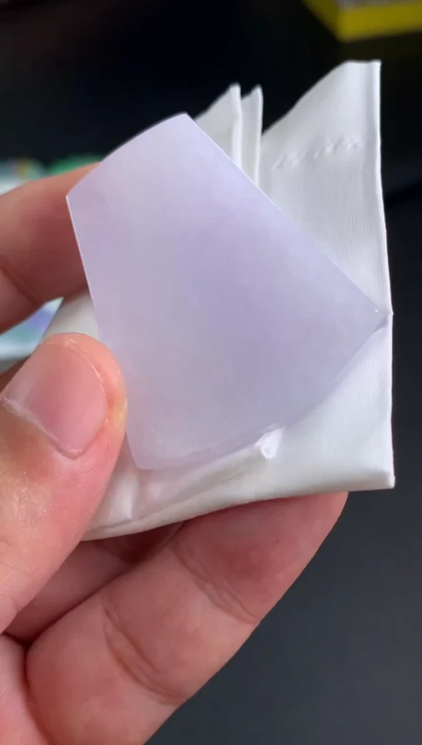 未镶嵌定制翡翠雪**使翡翠