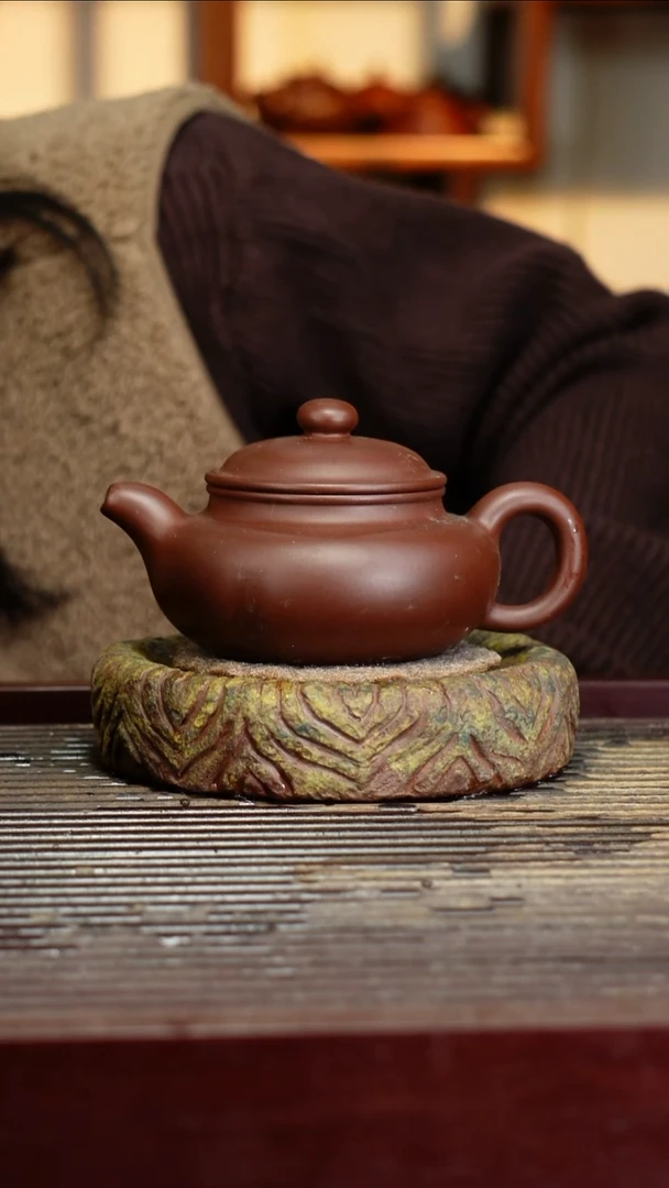 宜兴原矿紫砂壶茶壶宜兴原矿紫砂壶茶壶250C