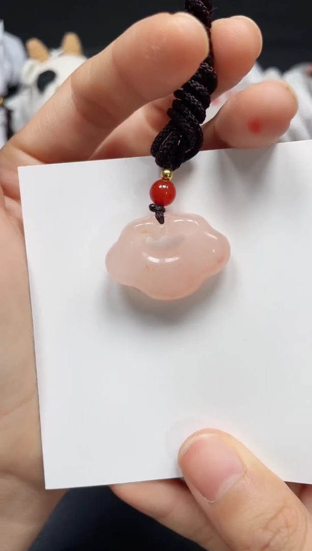 【闪购商品】石英质玉吊坠未镶嵌桃花宝宝锁