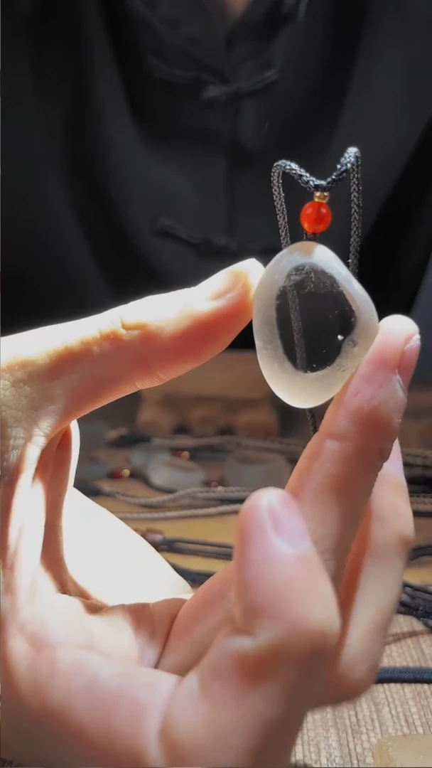 未镶嵌吊坠(赠链)水晶水晶