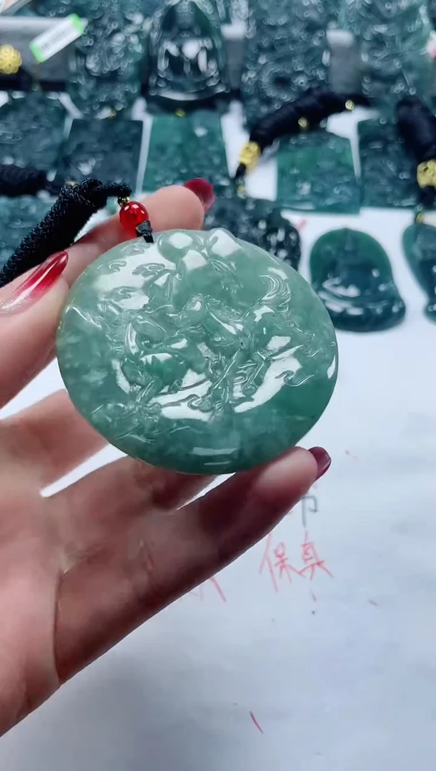 【闪购商品】翡翠颈饰未镶嵌