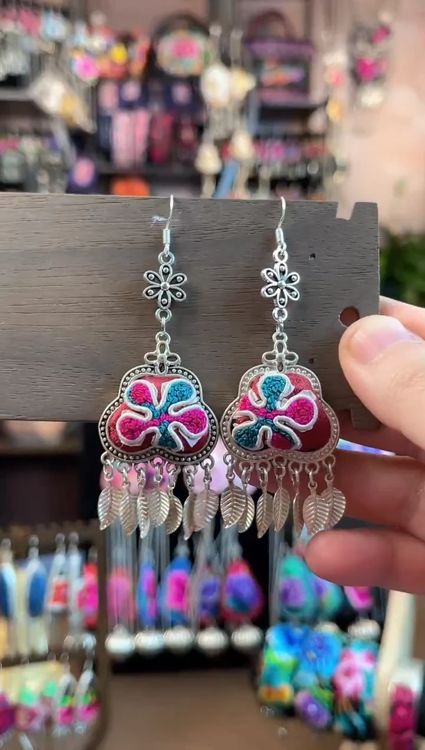 织绣民族风手工非遗老绣饰品406