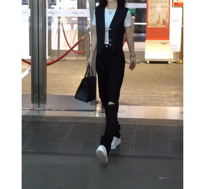 2025春季新款网红同款洋气气质韩版潮流马甲裤子女珍ii