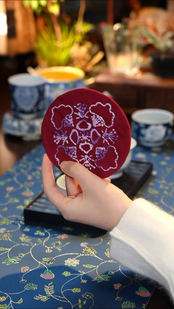 杯垫··············