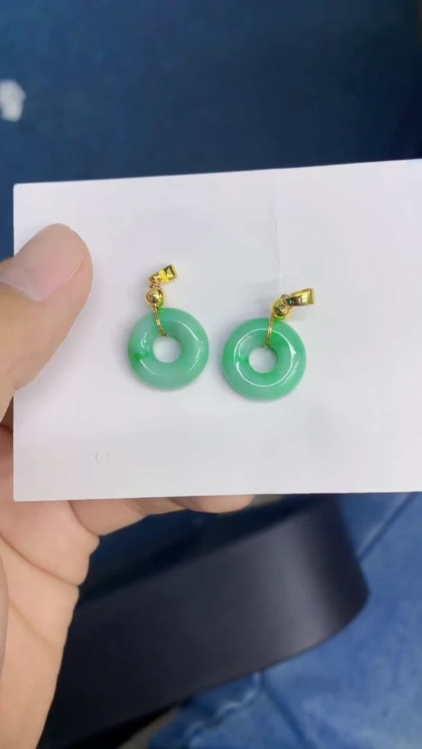 翡翠未镶嵌吊坠(不含链)多样性发其一