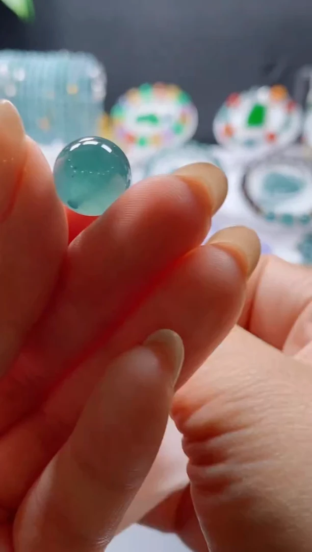 颈饰未镶嵌翡翠1054346622（卡十二左右）