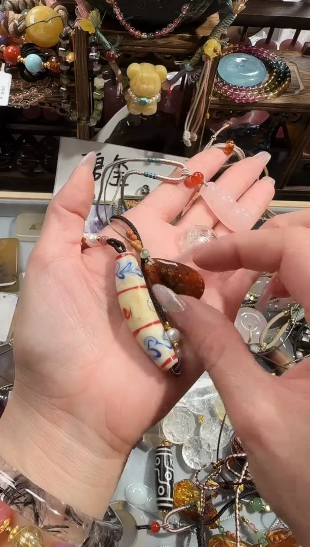 未镶嵌吊坠(赠链)玛瑙/玉髓s****a123231213