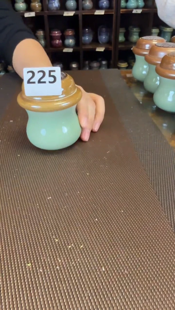 保定堆 梅子青 一只  225