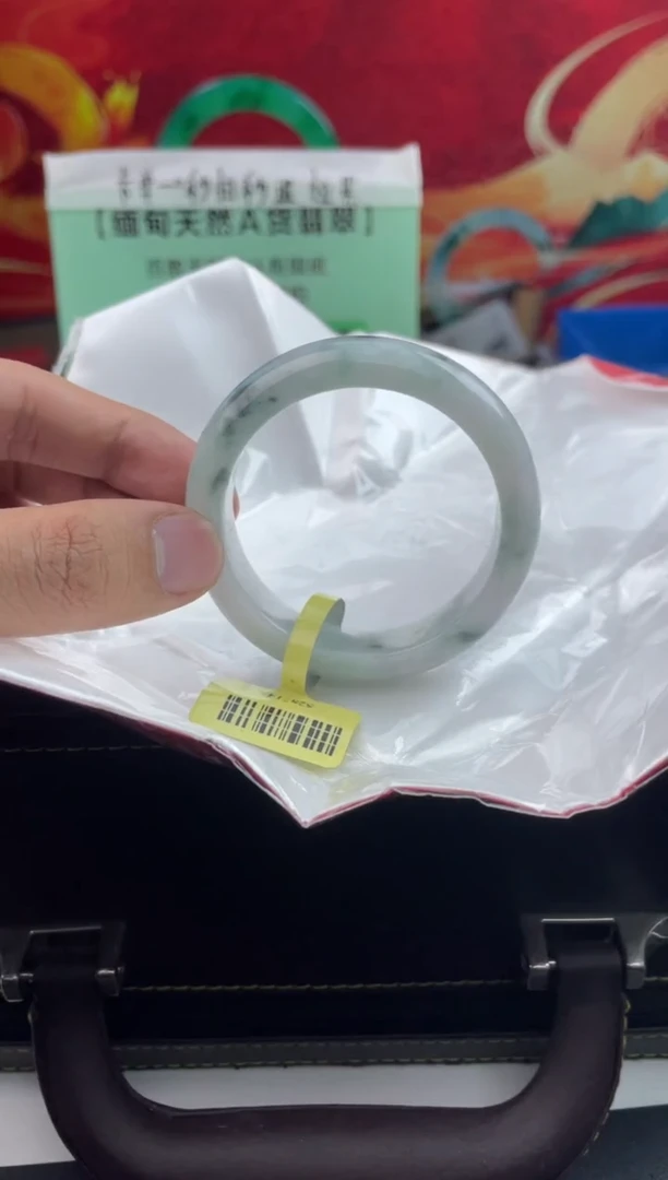 【闪购商品】翡翠手镯未镶嵌15翡翠手镯