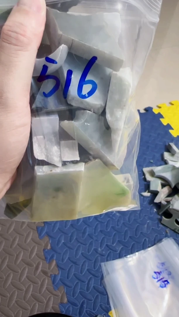 翡翠未镶嵌颈饰天然缅甸A货翡翠516