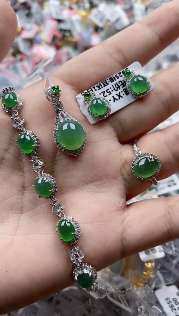 翡翠戒指银S925镶嵌1111---2