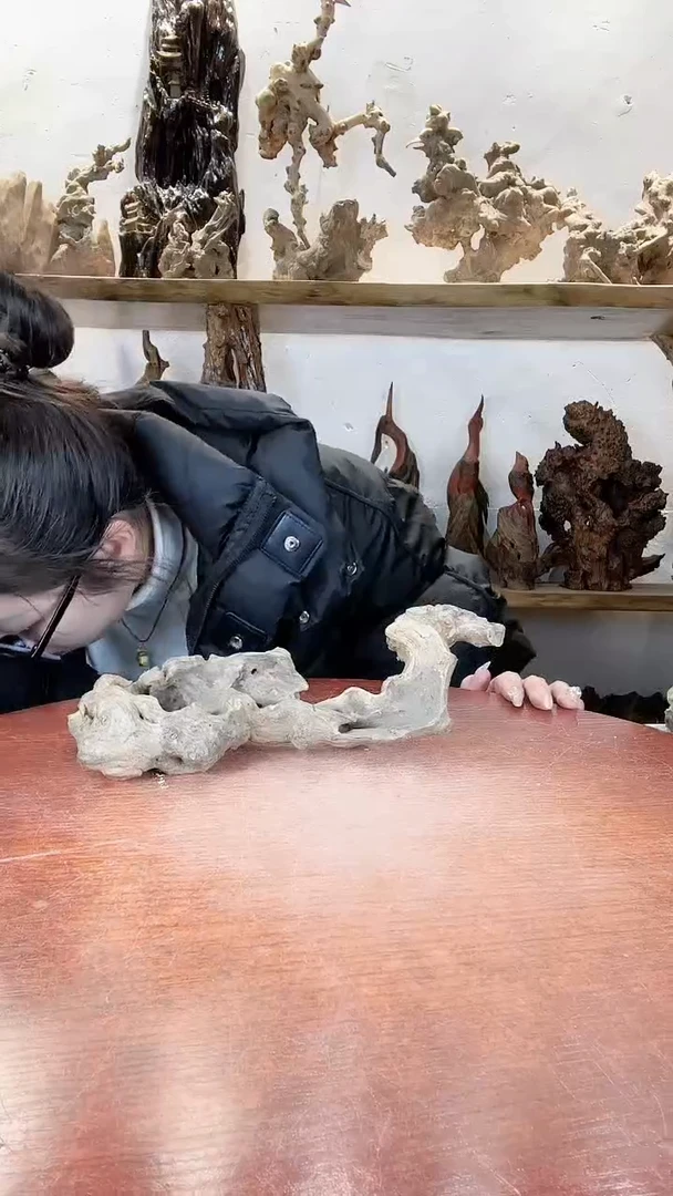 【闪购商品】木黄荆随型风化镂空底座摆件无漆无蜡