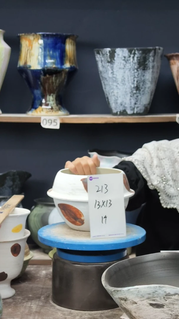 江西景德镇花盆微瑕213